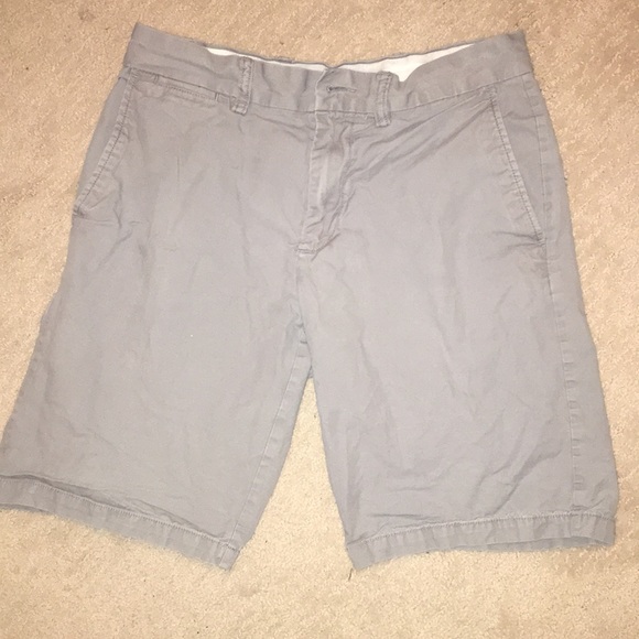 Light Grey Old Navy Shorts - Picture 1 of 3